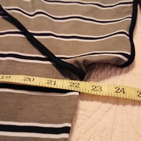 Olivia blu women's top. Size 1X - Picture 7 of 16